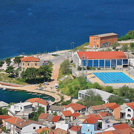 Cozy Apartment In Brodarica With Wifi Extérieur photo