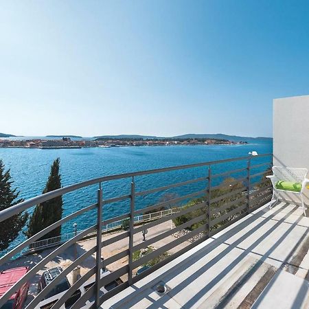 Cozy Apartment In Brodarica With Wifi Extérieur photo